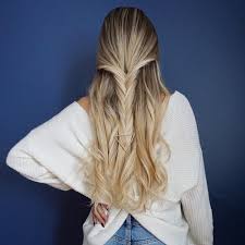 Divide the hair down the middle into two sections. 36 Casual Hairstyles That Are Quick Chic And Easy For 2021