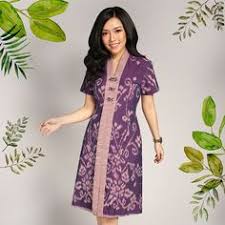 Tampil yang sempurna dan menarik ialah dambaan orang pada umumnya sehingga berbagai inovasi desain tentang baju wanita yang dibuat desainer fashion dapat menghasilkan produk fashion yang. 110 Ide Endek Bali Di 2021 Pakaian Wanita Pakaian Busana Batik