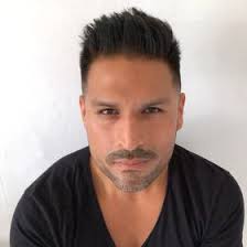 Elliott Rodriguez (byelliott)