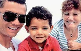 Find the perfect dolores aveiro stock photos and editorial news pictures from getty images. His Alcoholic Dad Was A Cleaner At His 1st Club And 10 Other Things You Didn T Know About Cristiano Ronaldo Cristiano Ronaldo Ronaldo Ronaldo Junior