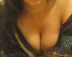 Saree Aunties Deep Cleavage Stephani As Soon As Naked 91160 | Hot Sex  Picture
