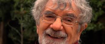 Para humberto maturana, biólogo y epistemólogo chileno, lo peculiar humano está relacionado principalmente con el lenguaje y su entrelazamiento este término es sustraído del trabajo realizado por humberto maturana y ximena dávila yépez1. Humberto Maturana La Pandemia Permite Ser Mas Humanos Sff Cl