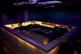 Et tu tapes, tapes, tapes sur des gilets jaunes ! Boites De Nuit De Berlin 10 Adresses A Tester Absolument Hostelworld