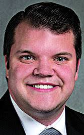 2 senators lose re-election tries in GOP contests