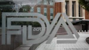 Scott gottlieb was the former food and drug administration (fda) commissioner. Fda Faces Coronavirus Vaccine Approval While Mired In Political Controversy Coronavirus And Covid 19 Latest News About Covid 19 Dw 09 12 2020