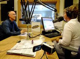 The voice of Sarnia retires: CHOK's Larry Gordon signs off after 40 years  in broadcasting