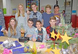 Bitte euren absender nicht vergessen! Stobern Statt Lesen Und Rechnen Traditioneller Adventsbasar In Der Gesamtschule Velbert Mitte Velbert