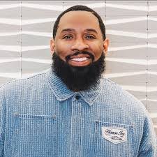 Tyana Clark's Instagram, Twitter & Facebook