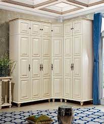 Wer's extra groß möchte, der bekommt's extra groß. Hochwertiger Rustikaler Kleiderschrank Aus Echtholz