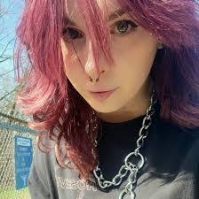 Cindy Staggs's Instagram, Twitter & Facebook