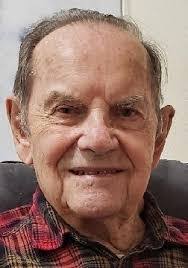 Stephen Fleck's Instagram, Twitter & Facebook