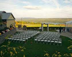 Heron Hill Winery In Rochester New York Canandaigua Lake Lake Wedding Rochester