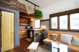 Akan tetapi, jika bagian interior sudah natural maka box kayu bisa dibiarkan tanpa diberikan. 9 Ide Desain Interior Rumah Minimalis Terbaik Rumah Kecil Terasa Luas