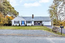 110 Eileen Street, Yarmouth MA