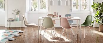 7 quintessential eames chair styles you should know. Esszimmer Inneneinrichtung Hufnagel Einfach Schoner Wohnen