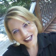 Heather Folmer's Instagram, Twitter & Facebook