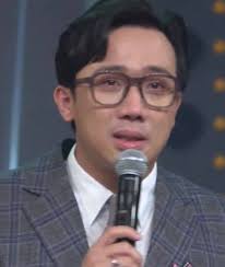 Vòng bứt phá của rap việt mùa đầu tiên đã chính thức diễn ra với màn tranh đấu đến từ dế choắt team wowy, đạt dope team suboi, hydra team dế choắt được trấn thành xác nhận là trình diễn cuối cùng nên thứ tự biểu diễn ở buổi ghi hình có thể sẽ là: Mc Tráº¥n Thanh Láº¡i Khoc á»Ÿ Rap Viá»‡t