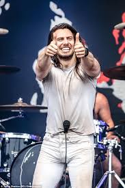 Wednesday, february 24th's episode of andrew w.k.'s show destroy build destroy on cartoon network tv had over 1,000,000 viewers! Rocker Andrew W K Announces Australian Tour His First Since Being Hit With A Bottle In 2012 Daily Mail Online