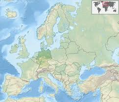 Dieser jahreskalender mit 12 monatszyklen gewährt eine gute vergleichbarkeit und übersicht über die einzelnen perioden. Geographie Deutschlands Wikipedia