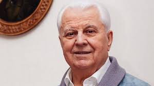 Первый президент украины леонид кравчук заявил, что готов стрелять по врагам украины и убивать их. Leonid Kravchuk Rasskazal Strane Ob Ugroze Polnoj Ostanovki Peregovorov Po Donbassu