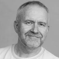 100+ Profile mit dem Suchbegriff „Schroff“