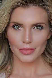 Samantha Bowling's Instagram, Twitter & Facebook