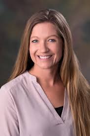 Elizabeth Gerhardt's Instagram, Twitter & Facebook