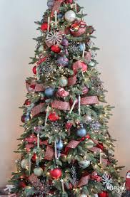 Collapsible, unique, colorful christmas trees in many different varieties. 16 Beautiful And Festive Christmas Tree Decorating Ideas