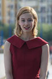 11 22 63 Sarah Gadon R Geekboners Sarah Gadon Sarah Celebrities