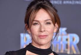 Jennifer Gray's Instagram, Twitter & Facebook