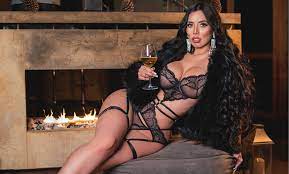 Estefania Brown - BCAMS MAGAZINE