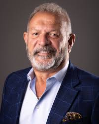 Mohawk College to honour seven outstanding leaders at Spring Convocation  ceremonies next week