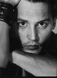 AMAZING PIC OF JOHNNY....BEAUTIFUL EYES AND SMILE...❤️❤️❤️