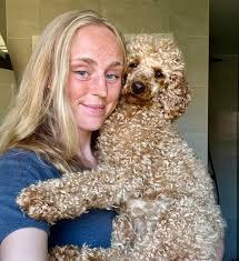 Skåne erbjuder runt /Helsingborg,Bjuv, Landskrona området❣️ Hej där🤗 Jag  heter Nellie och jag är här för att erbjuda min kärleksfulla omsorg till  era pälsklingar!♥️ jag har en stor passion för djur sedan