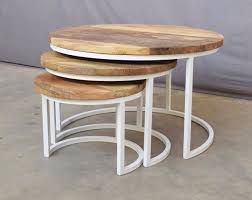 set van drie mangohouten bijzettafels met wit metalen onderstel aanbieding salontafel kwaliteitsmeubelen met altijd 40 tot 60 coffee table side table table