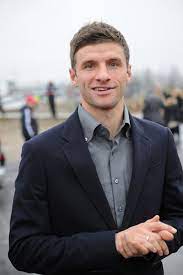 Thomas müller uudelleentwiittasi fc bayern english. Pin Auf Die Mannschaft Dfb
