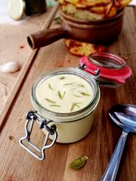 Mayonnaise Vegetale Aux Pousses D Epinettes En 2020 Alimentation Mayonnaise Culinaire
