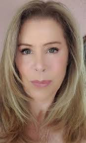 Sheila Wendt's Instagram, Twitter & Facebook