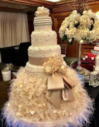 Outrageous Wedding Cake Fancy Wedding Cakes Fancy Wedding Amazing Wedding Cakes