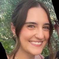 Karen Ratto's Instagram, Twitter & Facebook