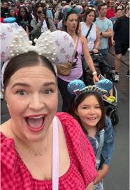 Is Rope Drop at Disneyland Worth It? Test Your Skills!