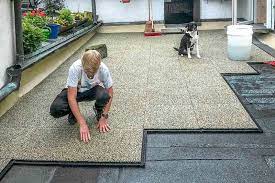 Balkonplatten verlegen freitragende balkonplatten für vorgestellte balkone, terrassenplatten betonoptik matt glasiert r11, balkonplatten kunststoff landschaftsgärtner in, bambus terrassendielen holzterrasse selbst de, balkonplatten verlegen elastische gummigranulatplatten legen, 10 gründe um. Terrassenbelag Balkonbelag Auswahlen Beratung Vergleich