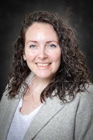 Janis Roy's Instagram, Twitter & Facebook