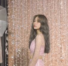 쯔위), is a taiwanese singer and dancer, currently based in south korea. Scan Feel Special Monograph Jacket Shooting Tzuyu Twice Gadis Gadis Korea Pelangi