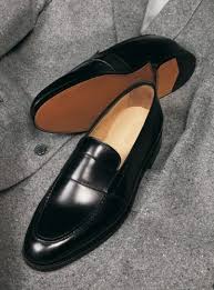 Invest in a sleek pair of men's formal shoes to go with your business suits, tuxedos or other formal wear. Handmade Men Leather Dress Shoes Men Black Leather Formal Shoes Mens Shoes Rangoli Collection Online Store Powered By Storenvy