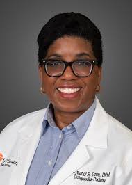 Dove, Cyaandi R., DPM