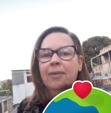 Filho de uma família sem maiores recursos, Joubert Fernandes Lemos começou  a trabalhar com 9 anos. Foi lavador de carros, engraxate, office-boy e  balconista. Assim como Roberto, Joelma e Carlos Imperial, Gilberto