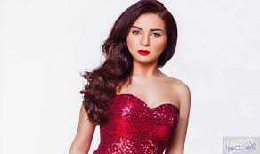 قصة حب تجمع بين مي عز الدين ومطرب لبناني Strapless Dress Formal Dresses Strapless Dress