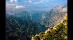 Aynı zamanda 336.501 kişilik toplam nüfusuyla, karadeniz bölgesi'nin en kalabalık ilçesidir. Sahinkaya Kanyonu Vezirkopru Samsun Youtube