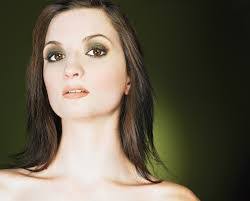 Stacey Hooper's Instagram, Twitter & Facebook